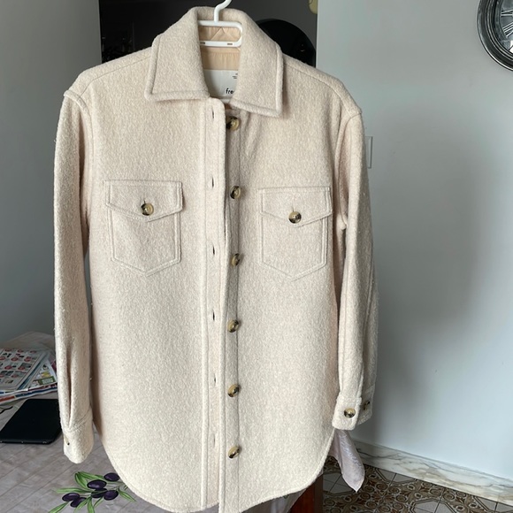 COPY - Aritzia- Wilfred Free - Marino Wool Shirt Jacket - Picture 2 of 3